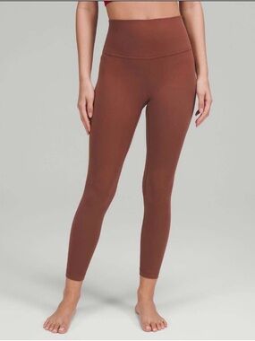 Lululemon Lunar New Year Align High-Rise Pant 25"
Smoky Red